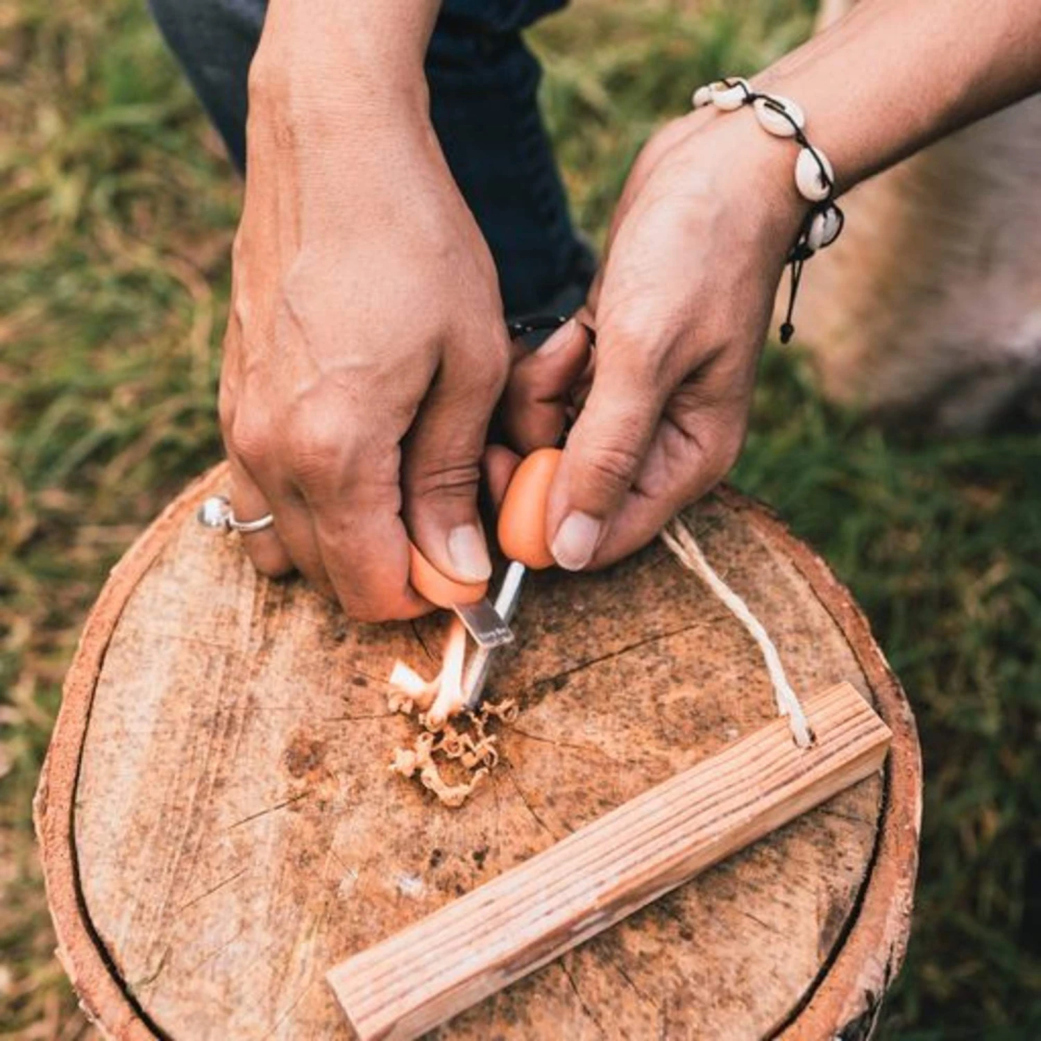 Light My Fire SWEDISH FIRESTEEL ARMY 2IN1 - Feuerstarter 5 Light My Fire SWEDISH FIRESTEEL ARMY 2IN1 - Feuerstarter – Bild 3