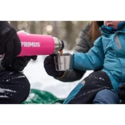 Primus VACUUM BOTTLE 0.75 L PINK - Thermokanne 10 Primus VACUUM BOTTLE 0.75 L PINK - Thermokanne -Outdoor-Ausrüstungsgeschäft 5637860270 c vacuum bottle 075 l pink primus 24