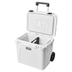 Yeti Coolers ROADIE 60 WHEELED - Kühlbox 18 Yeti Coolers ROADIE 60 WHEELED - Kühlbox -Outdoor-Ausrüstungsgeschäft 5638039363 g roadie 60 wheeled yeti coolers 24